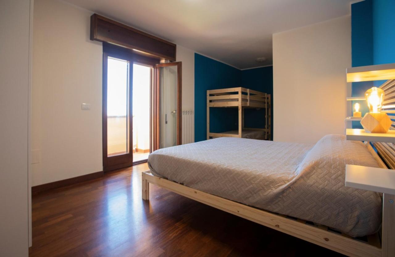 Waterfront House Fiumicino Apartment Bagian luar foto